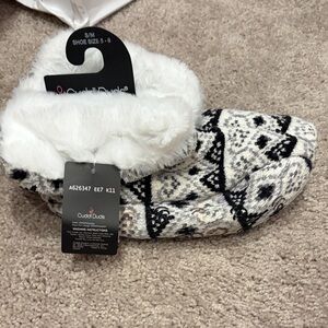 Cuddl Duds Black and White Patterned Slippers